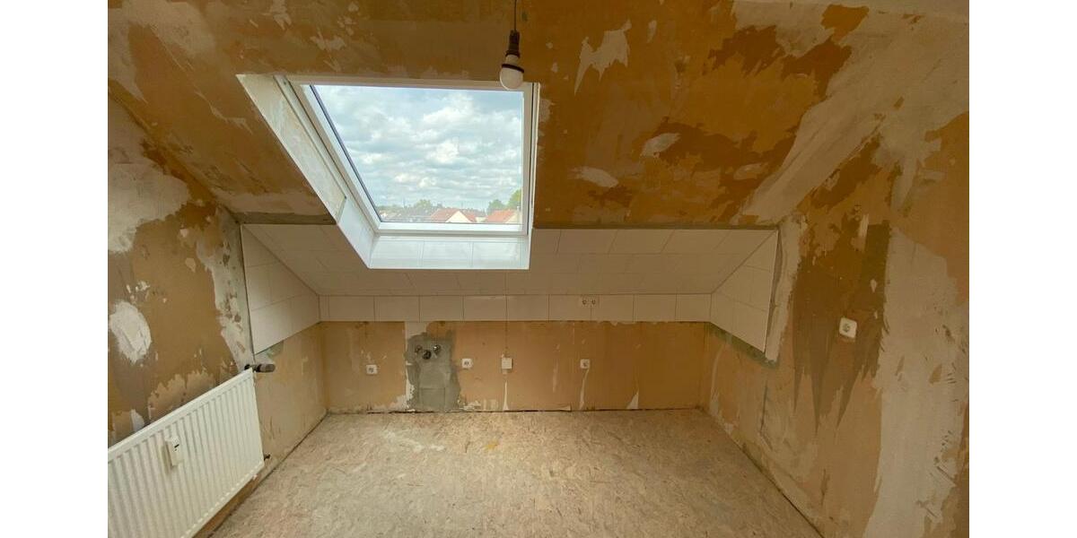 kleine gemütliche Dachgeschosswohnung ! 1.5 zimmer