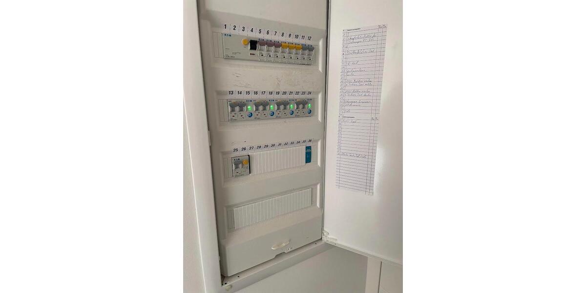 Dachgeschoßwohnung Duisburg Hamborn - 2 Zimmer, 82 m&sup2;, 650&euro; | Angebot:26562111