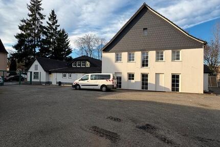 Haus Bottrop Boy - 14 Zimmer, 500 m&sup2;, 8.000&euro; | Angebot:24329752