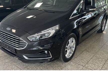 Ford S-Max 63.500 km 23.985 &euro; Wuppertal 42329