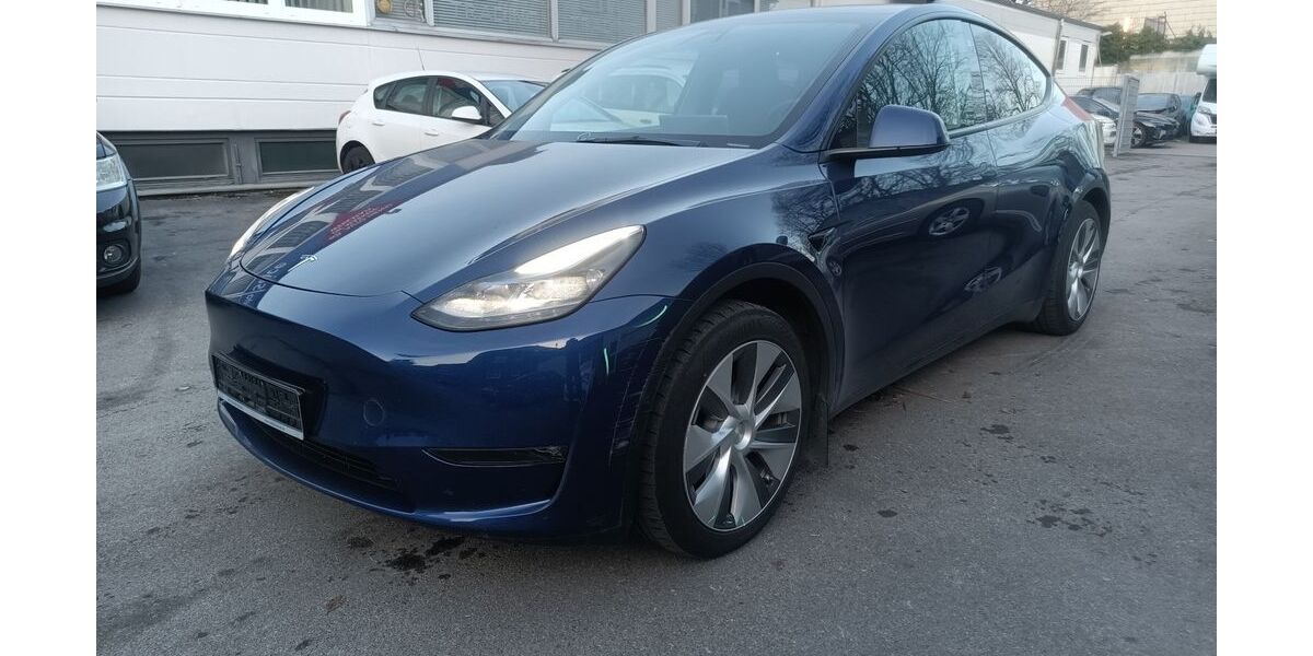 Tesla Model Y 119.250 km 29.999 &euro; Wuppertal 42281