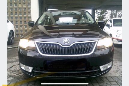 Skoda Rapid 271.000 km 5.750 &euro; Duisburg 47166