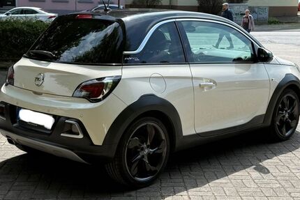 Opel Adam 95.000 km 7.990 &euro; Recklinghausen 45657