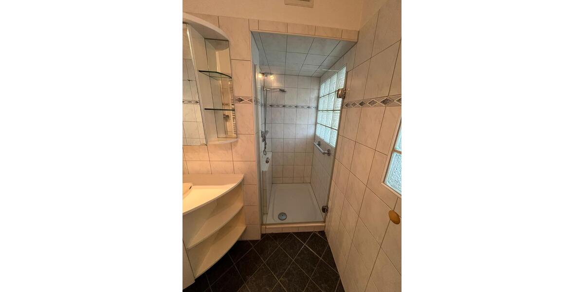 Schöne 3 Zimmer Wohnung in DU-Rheinhausen, 2.OG mit Balkon 3 zimmer