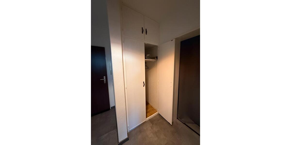 Etagenwohnung Moers - 1 Zimmer, 41 m&sup2;, 600&euro; | Angebot:25538412
