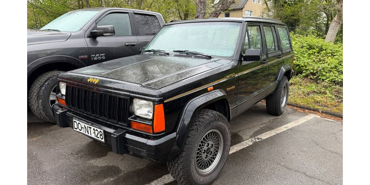 Jeep Cherokee 112.527 km 19.950 &euro; Bochum 44807