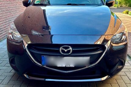 Mazda 2 103.000 km 8.199 &euro; Voerde 46562