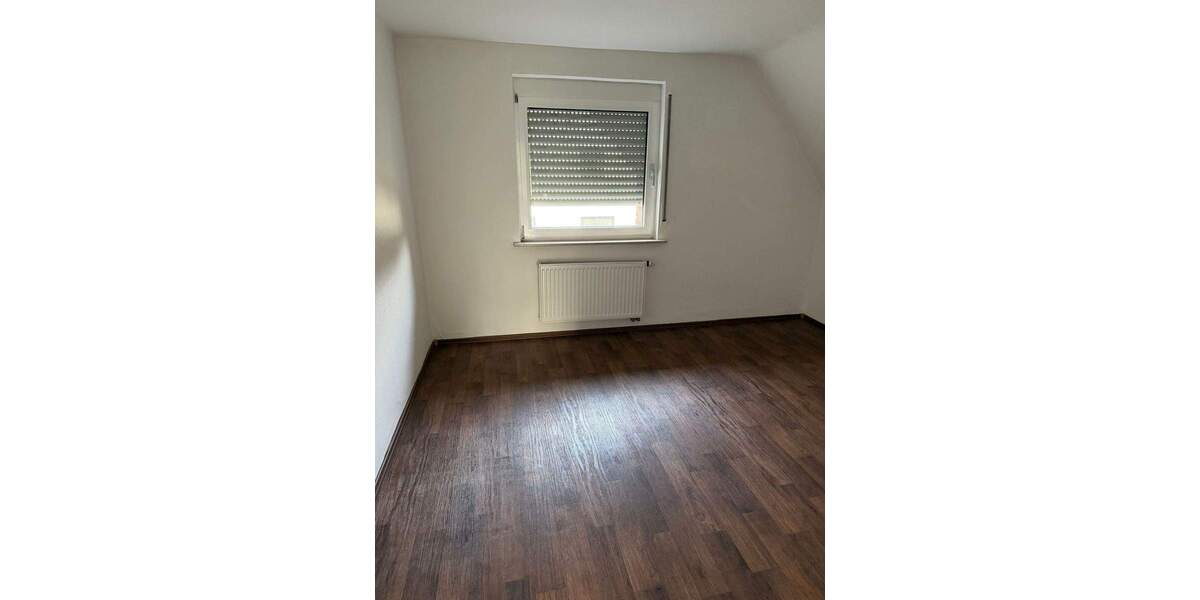 Gemütliche 2-Zimmer Dachgeschosswohnung mit Küche in Bottrop 3 zimmer