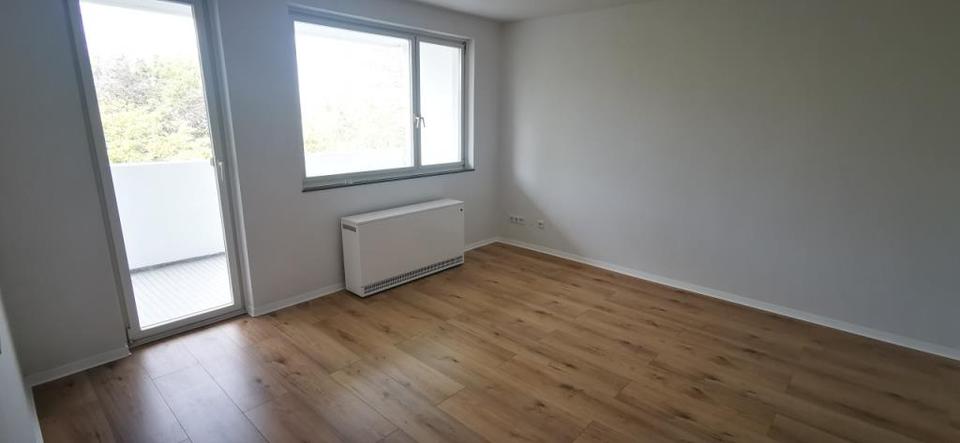 Etagenwohnung Velbert Velbert-Mitte - 3 Zimmer, 77 m&sup2;, 529&euro; | Angebot:26375768