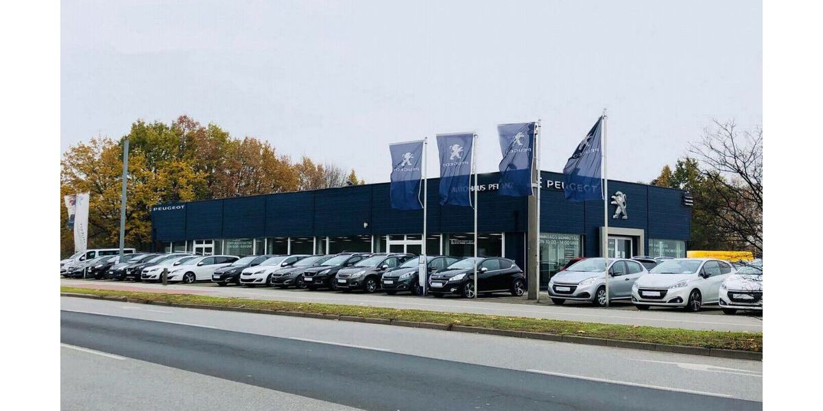 Peugeot 208 17.844 km 16.885 &euro; Gelsenkirchen 45881