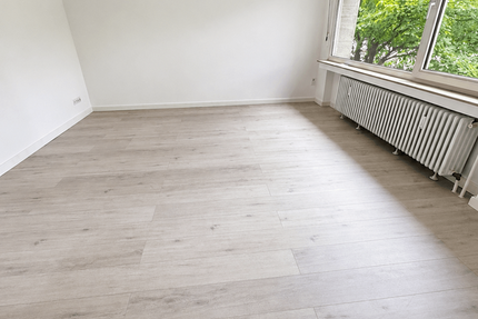 Wohnung Duisburg Duisburg-Mitte - 2.5 Zimmer, 75 m&sup2;, 600&euro; | Angebot:27479499