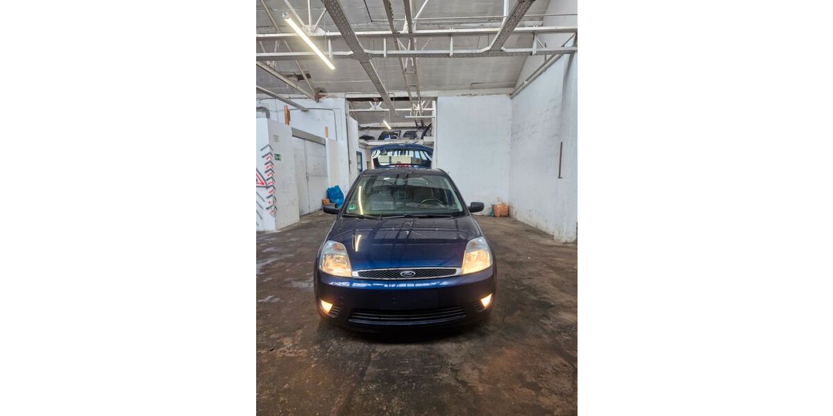 Ford Fiesta 145.462 km 1.590 &euro; Wuppertal 42389