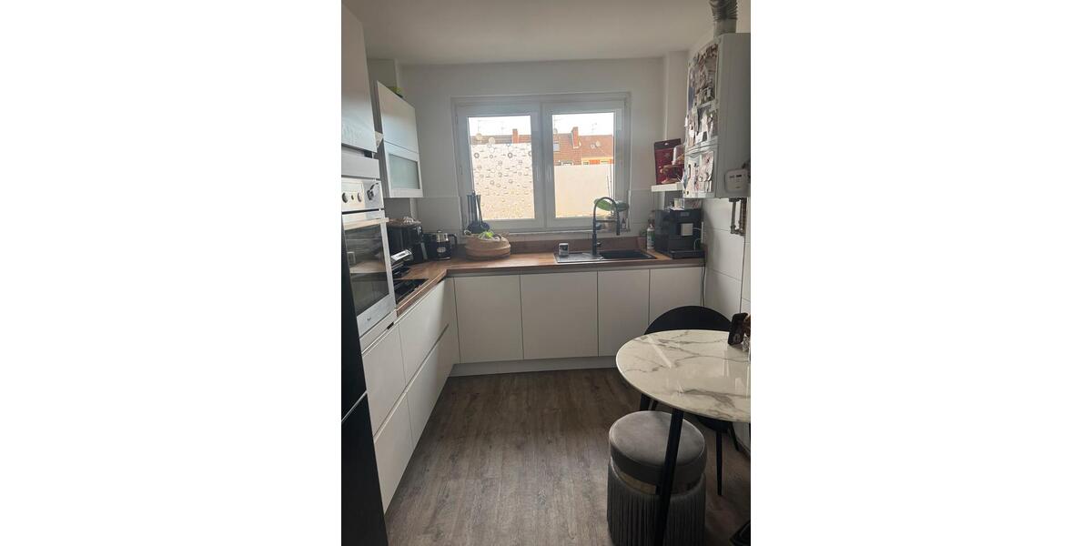 Etagenwohnung Duisburg Duisburg-Mitte - 3.5 Zimmer, 70 m&sup2;, 165.000&euro; | Angebot:27168189