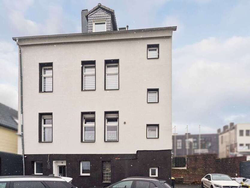 Haus zum Kaufen in Remscheid 359.000 € 195 m²