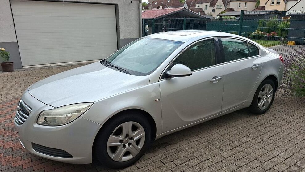 Opel Insignia 169.000 km 2.500 € Herne 44649