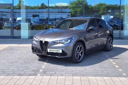 Alfa Romeo Stelvio 4.900 km 49.900 € Oberhausen 46049