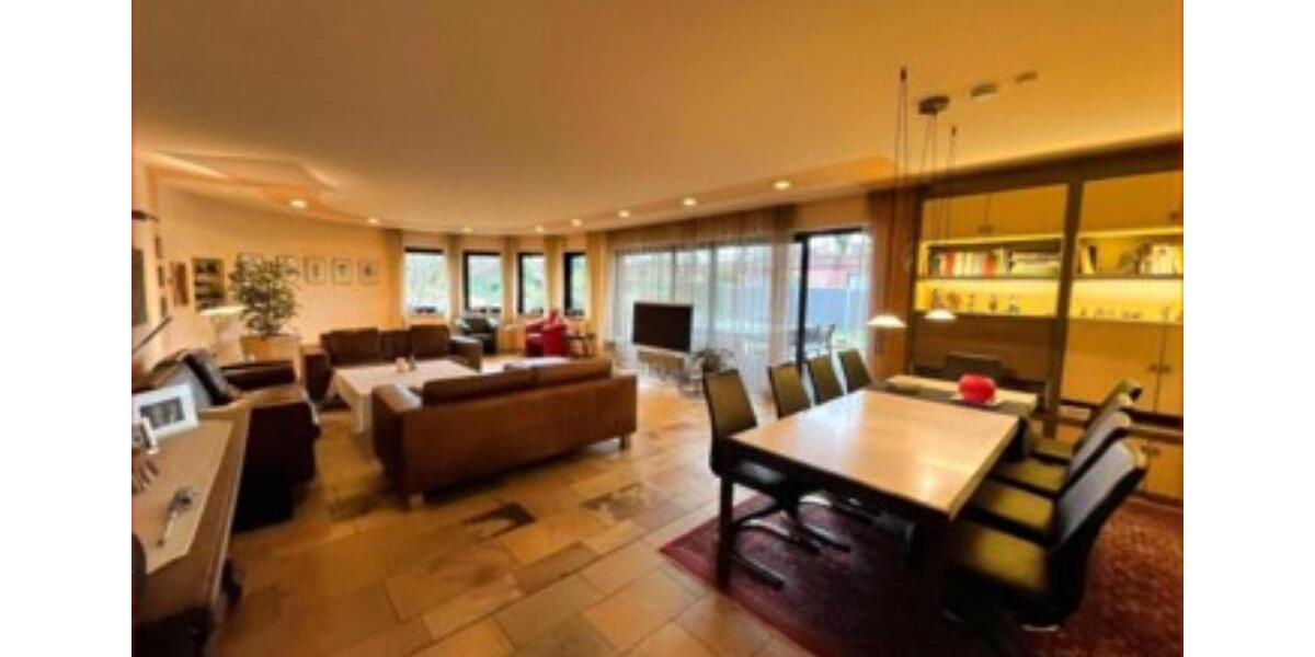 Großzügiges Haus mit Traumgarten in sehr guter Lage von Marl 7 zimmer