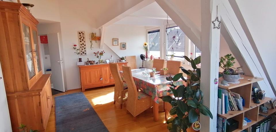 Etagenwohnung Essen Stadtbezirk III - 4 Zimmer, 146 m&sup2;, 399.000&euro; | Angebot:27457632