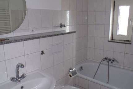 Wohnung Wuppertal Gemarkung Cronenberg - 2 Zimmer, 45 m&sup2;, 338&euro; | Angebot:26926391