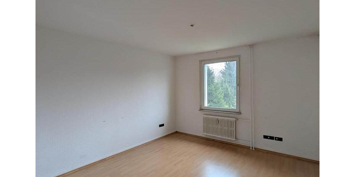 Etagenwohnung Duisburg Hamborn - 5 Zimmer, 95 m&sup2;, 699&euro; | Angebot:25743427