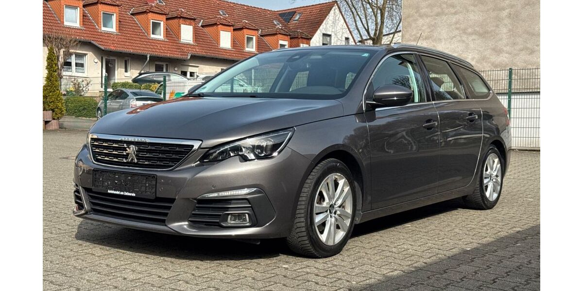 Peugeot 308 124.300 km 8.950 &euro; Essen 45327