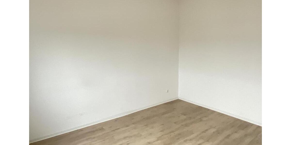 Etagenwohnung Duisburg Duisburg-Mitte - 3 Zimmer, 75 m&sup2;, 609&euro; | Angebot:26652159