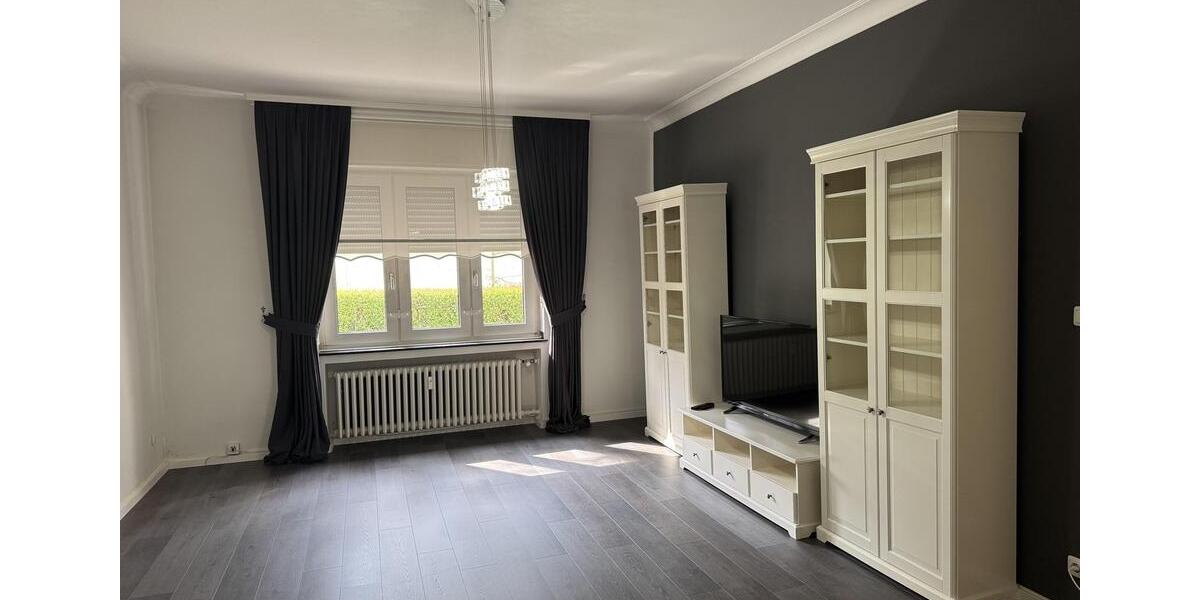 Etagenwohnung Gelsenkirchen - 5 Zimmer, 146 m&sup2;, 1.100&euro; | Angebot:26244605