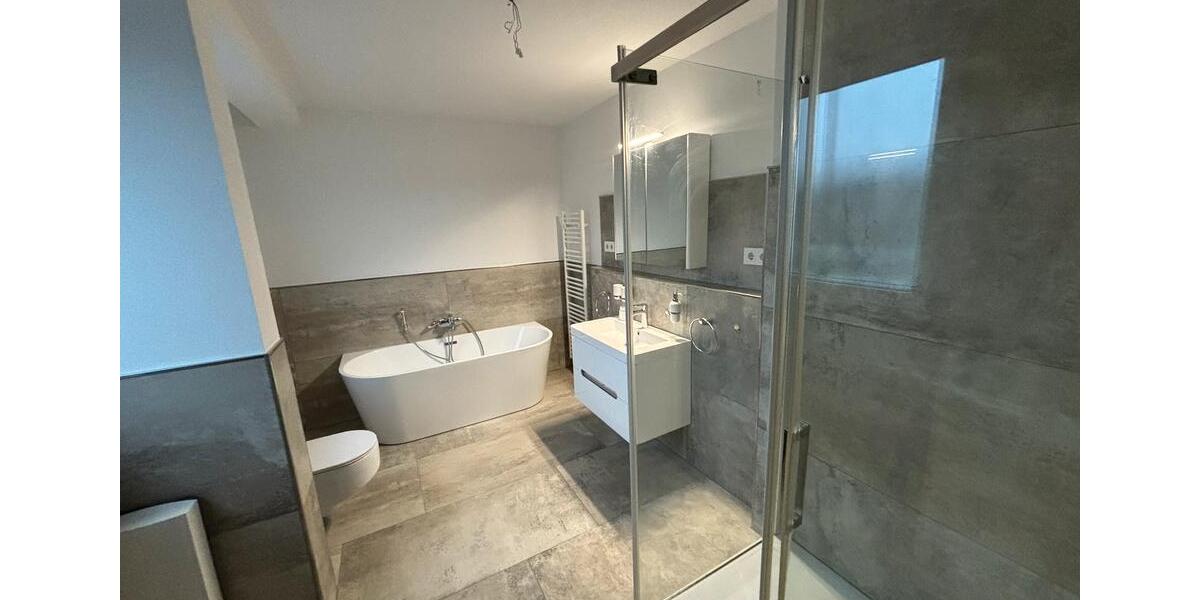 Einfamilienhaus Düsseldorf Pempelfort - 3 Zimmer, 125 m&sup2;, 2.210&euro; | Angebot:24703867