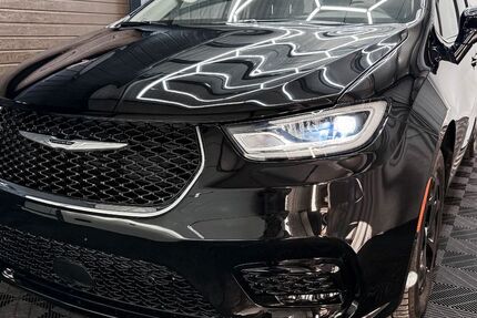 Chrysler Pacifica 19.500 km 34.490 &euro; Bochum 44809