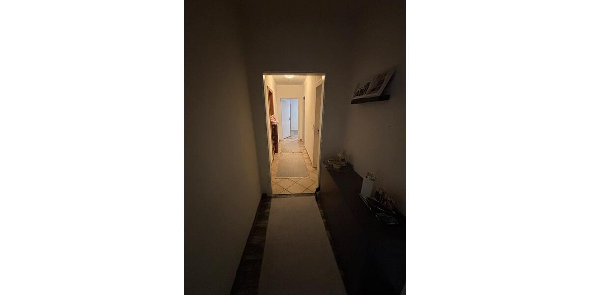 Etagenwohnung Wuppertal Unterbarmen - 5 Zimmer, 100 m&sup2;, 1.050&euro; | Angebot:26428156