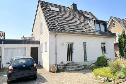 Haus zum Kaufen in Moers 399.000 € 174 m²