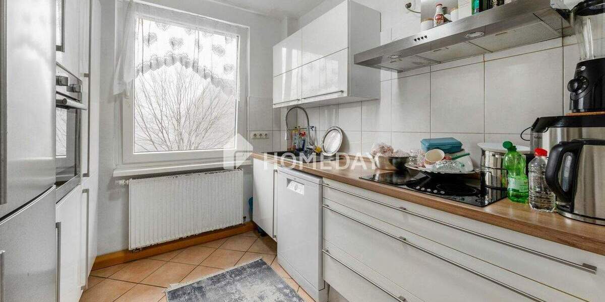 Zusammengelegt und modernisiert - großzügige Wohnung mit zwei Kellerräumen in Bochum-Hamme 5 zimmer