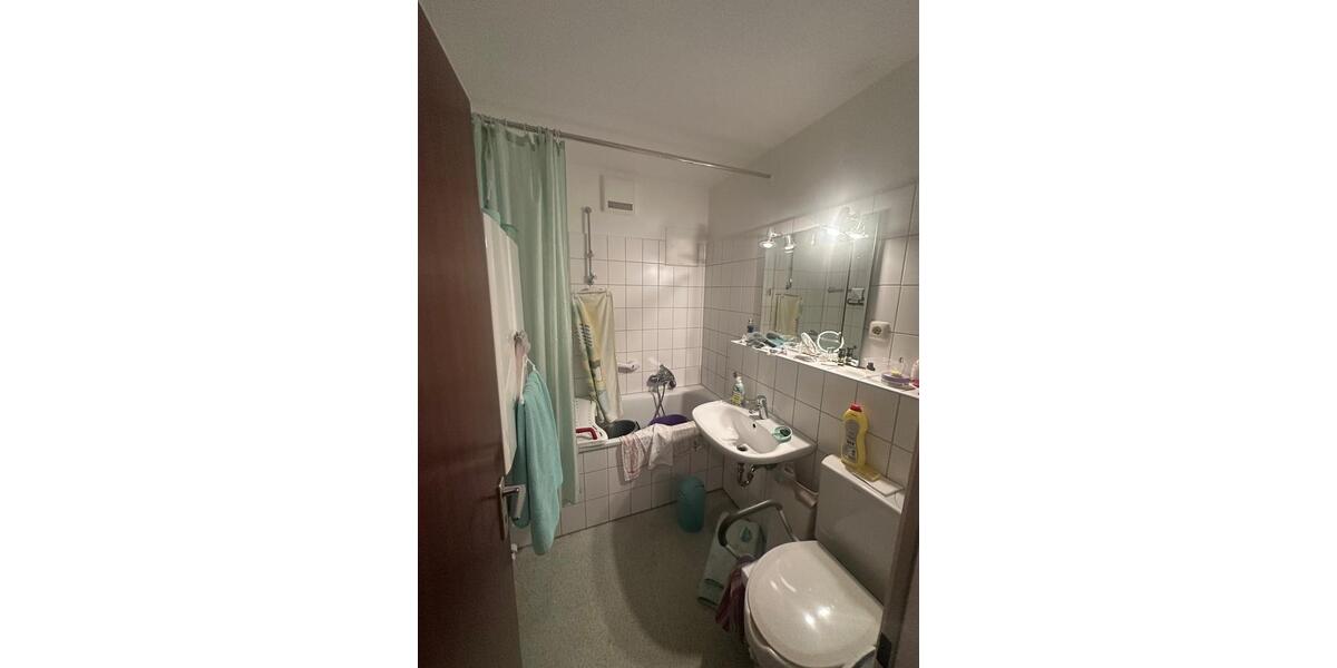 Schöne Wohnung im Hochparterre Krefeld Innenstadt Klosterstr. 3 zimmer