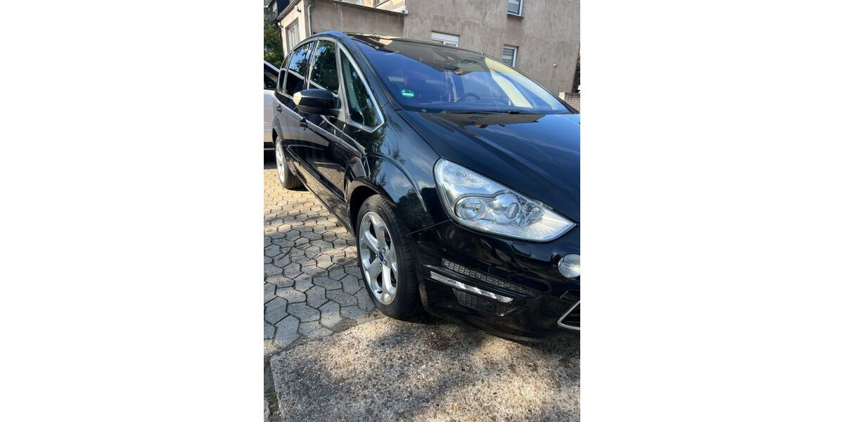 Ford S-Max 340.000 km 4.400 &euro; Oberhausen 46049
