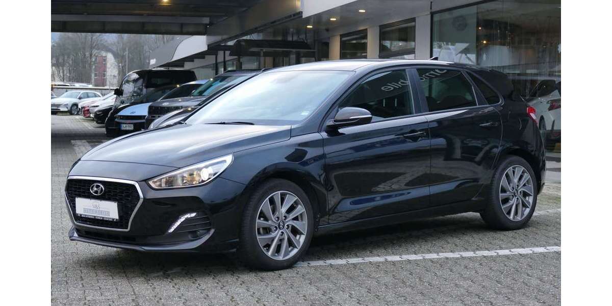 Hyundai i30 72.000 km 12.990 &euro; Schwelm 58332