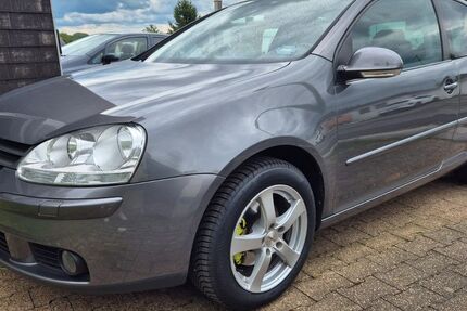 VW Golf 130.000 km 4.999 &euro; schwelm 58332