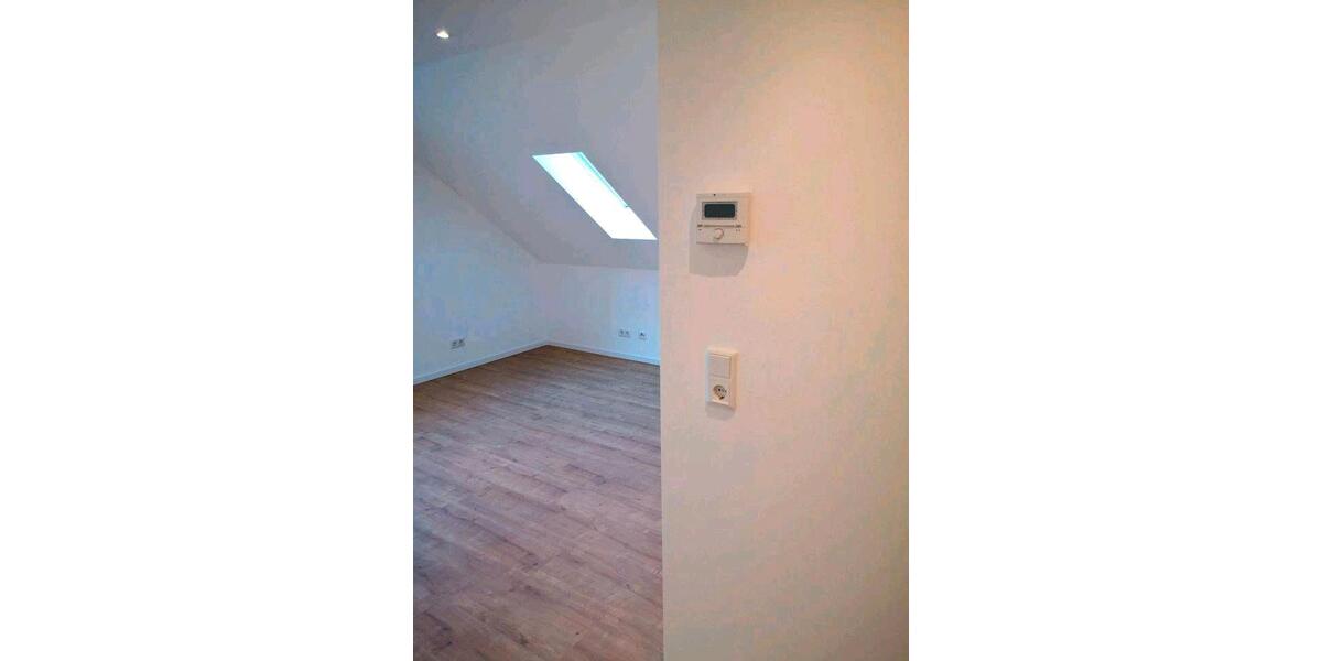 Dachgeschoßwohnung Mülheim an der Ruhr Dümpten - 1.5 Zimmer, 50 m&sup2;, 170.000&euro; | Angebot:26931457