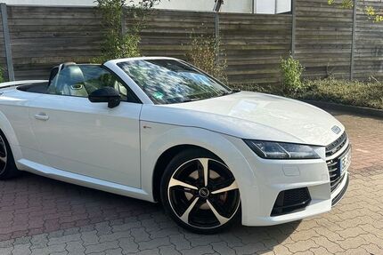 Audi TT 107.000 km 26.500 &euro; GLADBECK 45968
