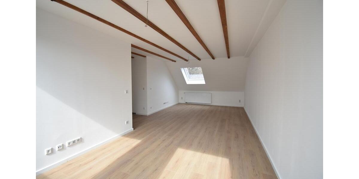 Dachgeschoßwohnung Duisburg Walsum - 2 Zimmer, 54 m&sup2;, 450&euro; | Angebot:26334939