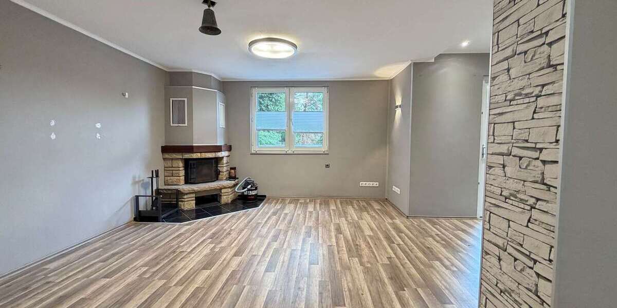 Mehrfamilienhaus mit 3 Wohneinheiten in ruhiger Sackgassenlage - Mehrfamilienhaus, Wohnhaus Oberhausen Alstaden | Angebot:27493794