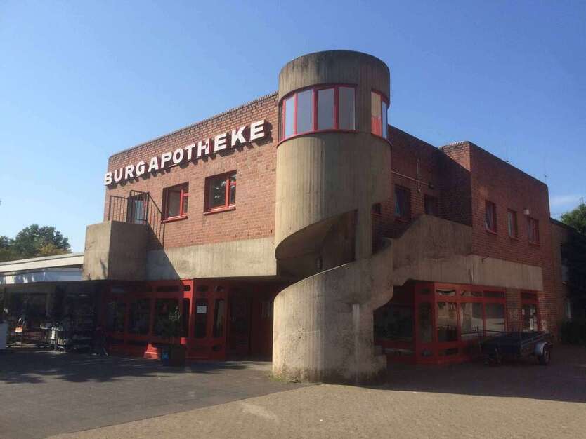 Büro in Garath 1.200 € 154 m²