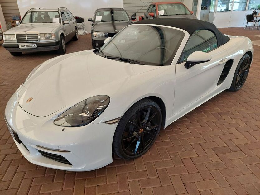 Porsche Boxster 80.500 km 47.650 € Wülfrath 42489