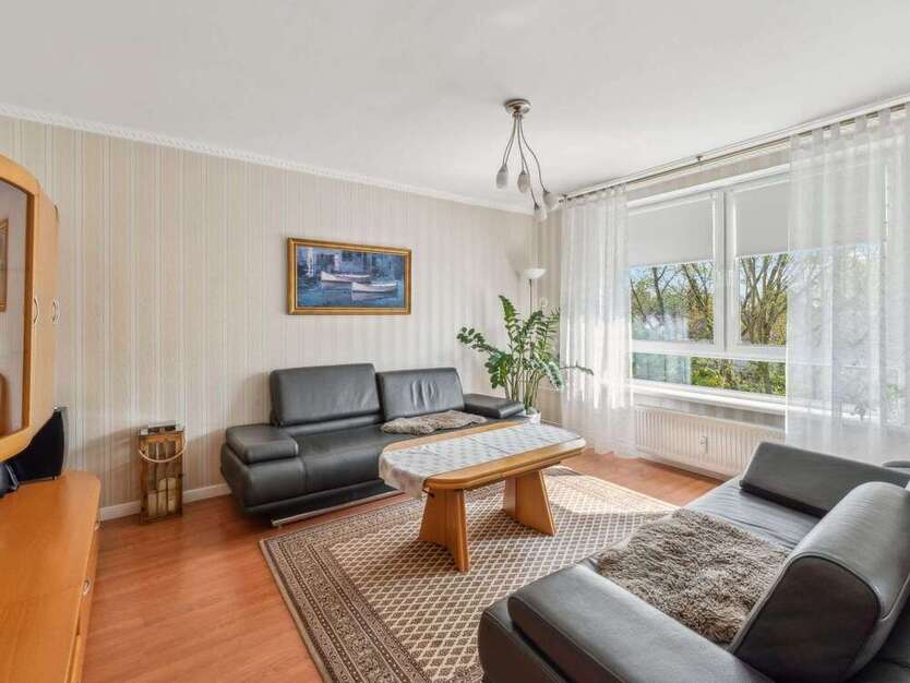 Wohnung zum Kaufen in Düsseldorf 219.000 € 71.62 m²