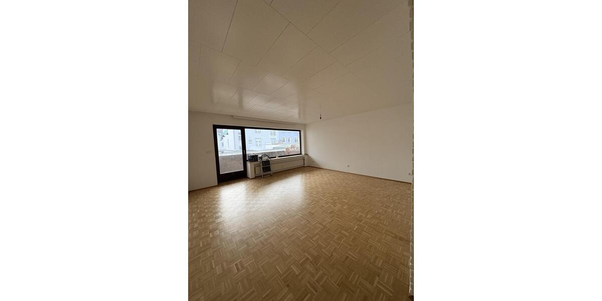 Exklusive 3,5 Zimmer-Wohnung im Herzen von Gladbeck mit Balkon. 3.5 zimmer