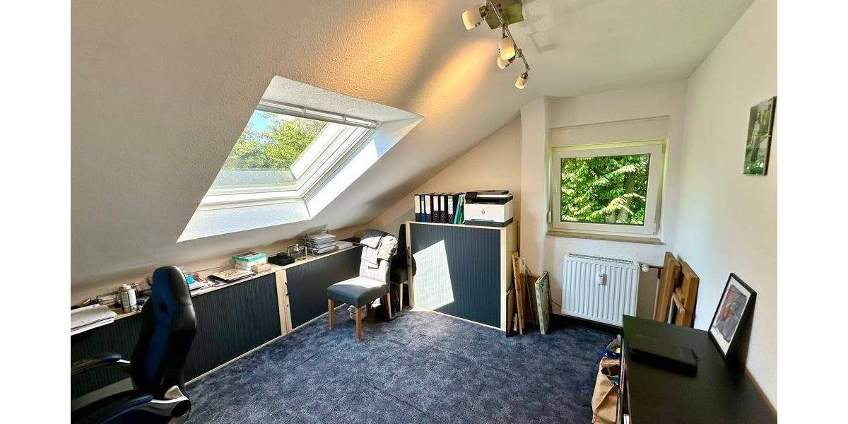 Schön aufgeteilte Eigentumswohnung in beliebter Lage von Ratingen-Hösel sucht neue Eigentümer! 3 zimmer