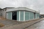 Befahrbare Halle Autohaus Gewerbehalle mit Büro zimmer