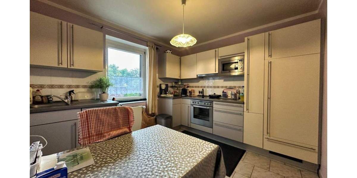 Etagenwohnung Essen Altenessen-Süd - 3 Zimmer, 88 m&sup2;, 140.000&euro; | Angebot:24390108