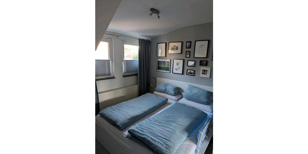 Dachgeschoßwohnung Wuppertal Gemarkung Nächstebreck - 2.5 Zimmer, 63 m&sup2;, 660&euro; | Angebot:25420338