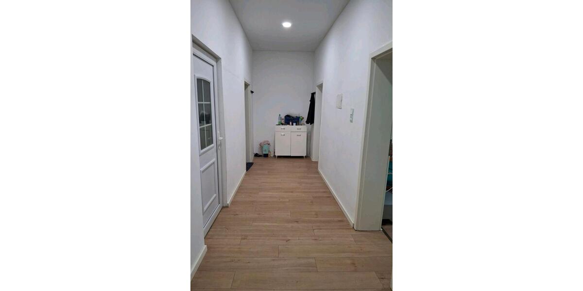 Wohnung & Gewerbefläche zu verkaufen! 5 zimmer