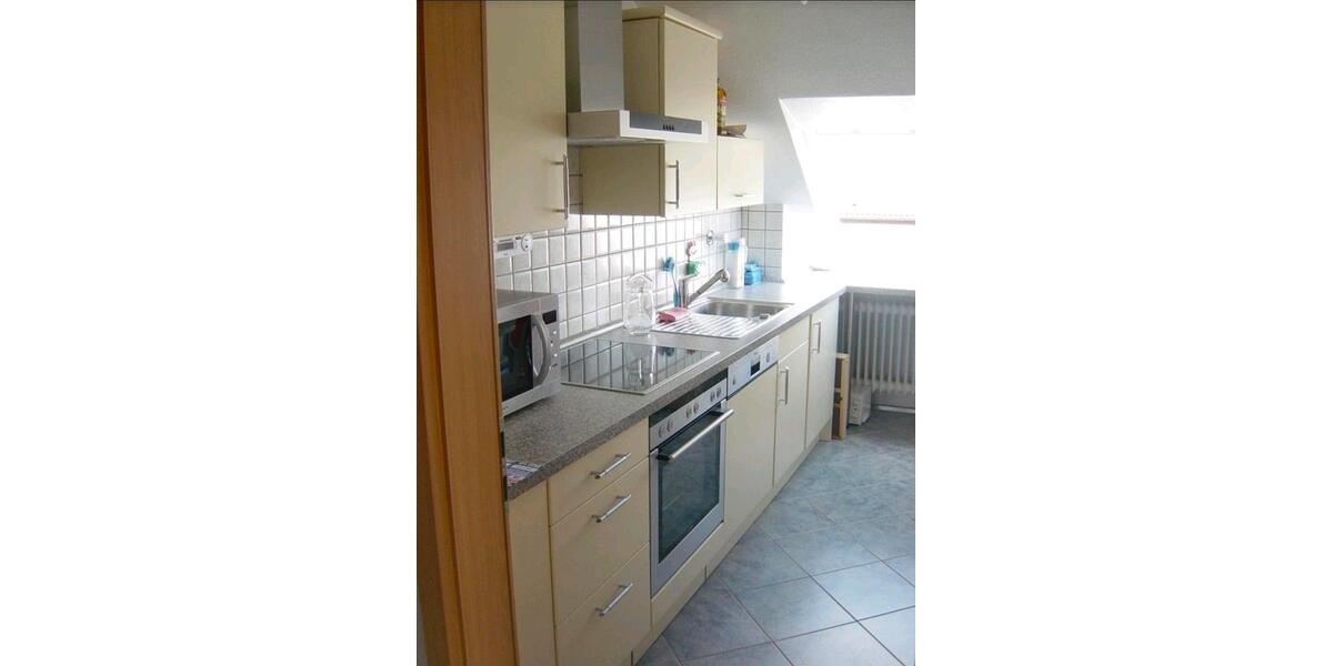 Dachgeschoßwohnung Oberhausen Alstaden - 3.5 Zimmer, 65 m&sup2;, 135.000&euro; | Angebot:27450771